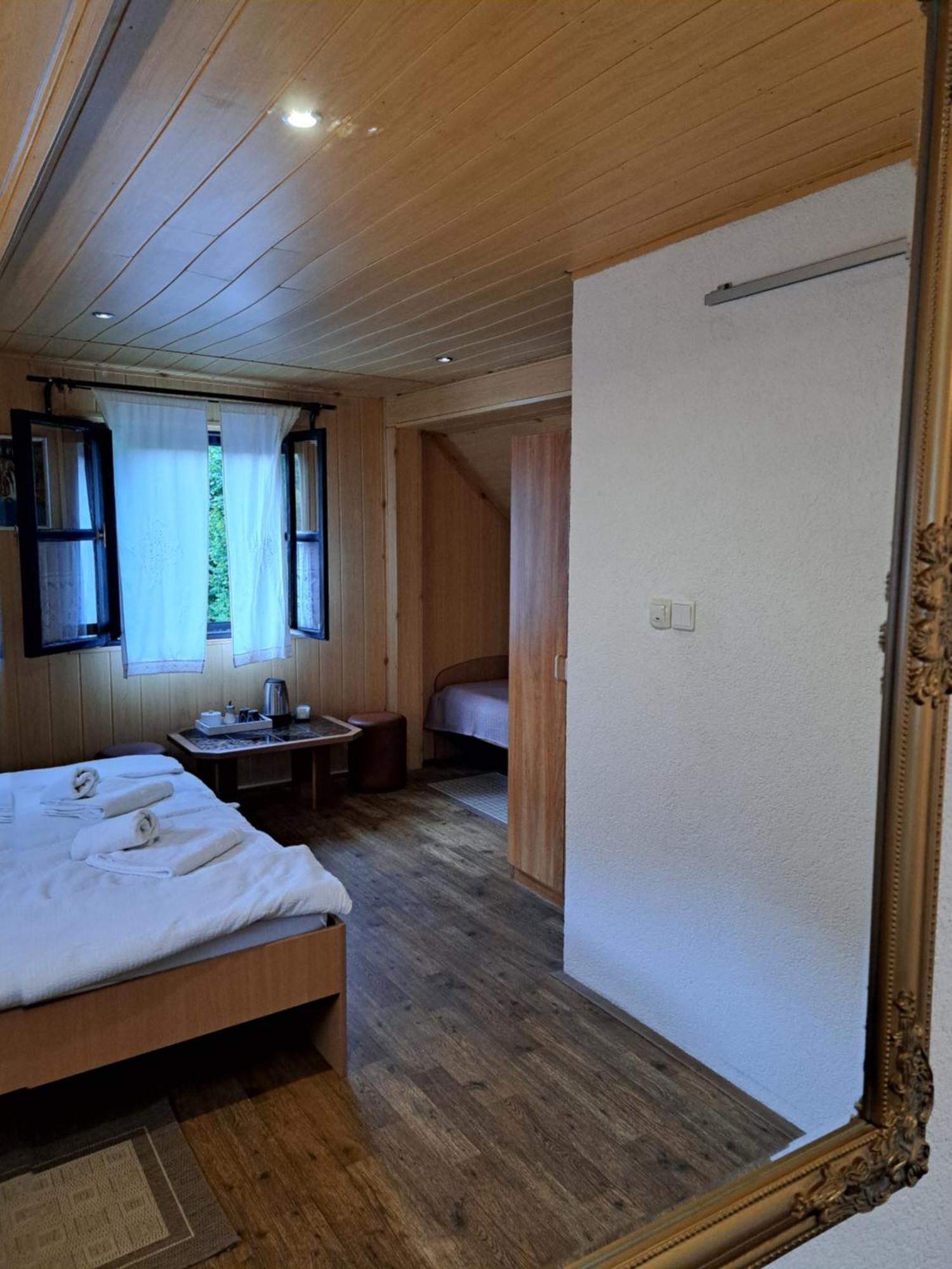 San Korana Hotell Plitvička Jezera Exteriör bild